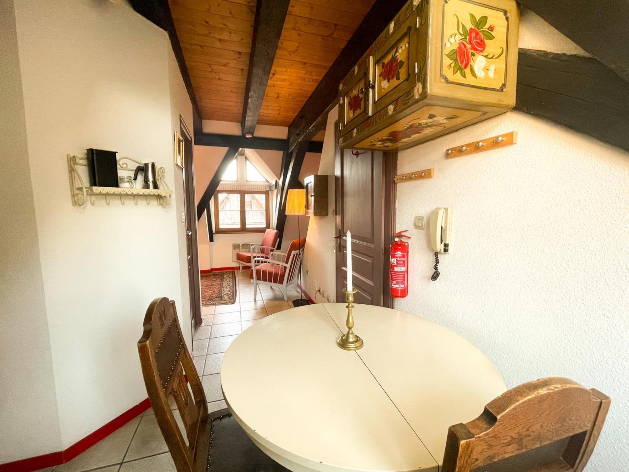 Appartement La Maison Bleue - Historic House In The Heart Of Riquewihr Extérieur photo