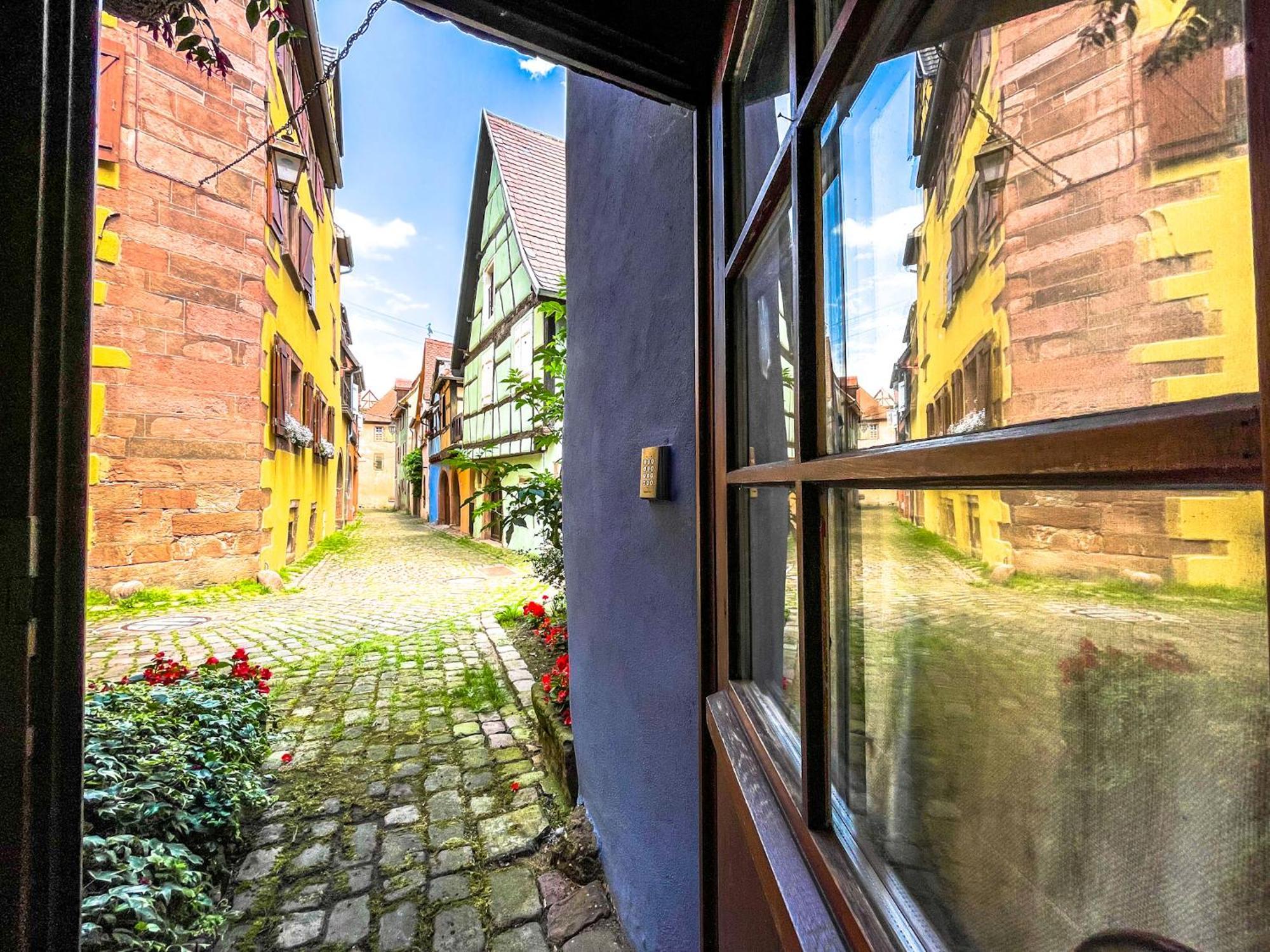 Appartement La Maison Bleue - Historic House In The Heart Of Riquewihr Extérieur photo